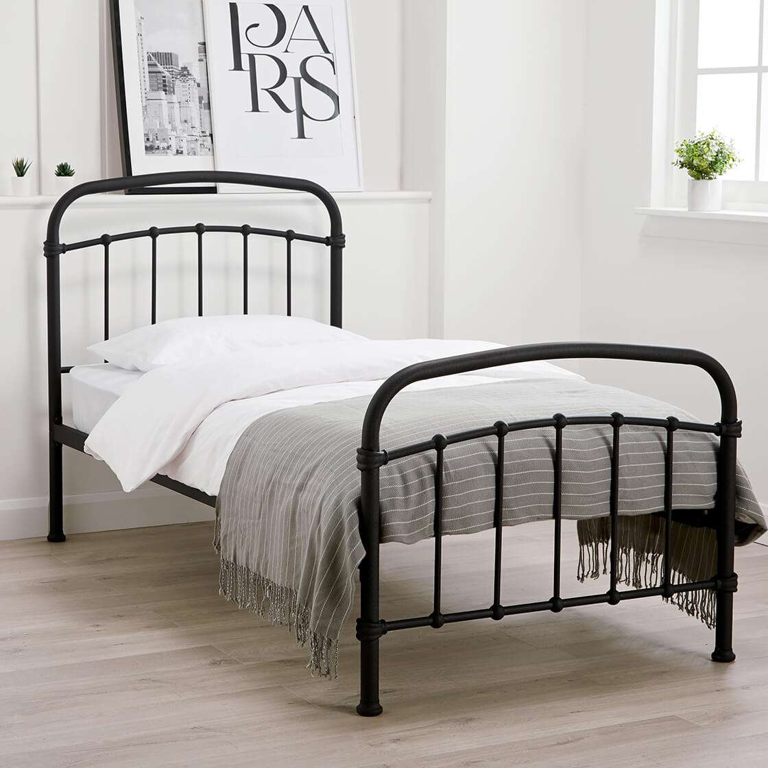 Halston Black Single Bed